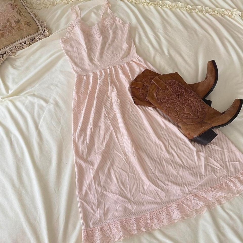 pink lace‎ maxi dress vintage vanity fair 38 cottagecore coquette